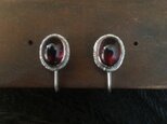 ガーネットのイヤリング