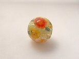 ミルフルール球・赤い花と黄色い花・ガラス製・とんぼ玉