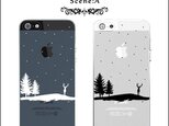 雪の上に佇むトナカイのスマホケース iPhone14Pro 〜ケース各種 アンドロイドの画像