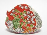 シルクで作った貝の口　「菊と萩」　アクセサリーケースの画像