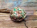 recycle silk ブローチピン3cm 楕円 12の画像