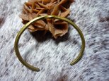 ☆１２　真鍮の一回ひねったバングル　大きめ