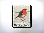 ノルウェー「鳥」　切手ブローチ703の画像