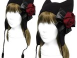 赤薔薇＆サテンリボン飾り/耳あて付猫耳帽子◆コットンニット/黒の画像