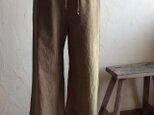 SALE 草木染め パンツ オリーブ色 の画像