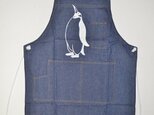 デニム素材のペンギンエプロン, penguin, 送料無料の画像