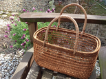 小出し編みのかご（中）