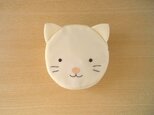 まーるい白ネコポーチ（茶色の目）