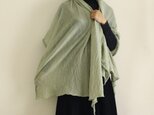 <ご予約分> よもぎ生葉染め 軽いウールのストールの画像