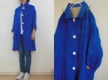 ブルー変り織りリネン すっきりコートの画像
