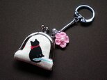 豆がま口キーホルダー（丸型）*猫と毛糸玉（青）の画像