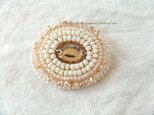 小さな刺繍ブローチ・ivory(K0272)の画像