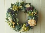 ブルー紫陽花とソーラーローズのリース