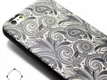 iphone6/iphone6sケース（4.7インチ用）軽量レザーケース（ペイズリー×ブラック）paisley ホワイトの画像