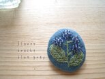 floret broche blue grayの画像