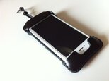 iPhone 5 栃木レザー社 黒色サドル ウォレットジャケットの画像