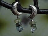 C様オーダー品「月のしずくピアス」