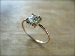 Green Diamond Prong Ring Squareの画像