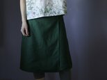 緑の巻きスカート風キュロットの画像
