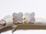 Mother of Pearl  PIERCEの画像