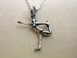 Yoga Pendant☆ダンサーのポーズ(ナタラジャアーサナ)の画像