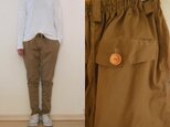 モカ茶ストレッチコットンサテン？　すらりパンツ