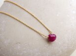 ルビーのネックレス
