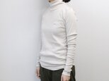 18-T0005 B turtle neck l/s tee