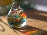平和の祈り　虹色ガラスオブジェの画像