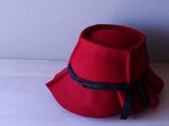 frilled hat [wool]redの画像