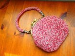 ビーズ編みバッグ-桃紫色のハートポッチがま口の画像
