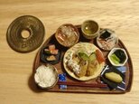 ★和の御膳・カキフライ定食(半月盆・木製風)の画像