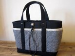 K様ご予約品「wool tote」M　ブラック×ヘリンボーンの画像