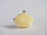 ビーズ編みがま口【クリーム・紫×黄緑】の画像