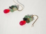 Green tourmaline*pierceの画像