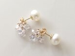 淡水×キュービックバックキャッチピアス(ホワイト）（K14GF)の画像