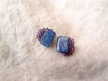 送料無料　つぶつぶ刺繍ピアス … カイヤナイト×アメジスト B
