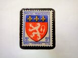 フランス1943年「紋章」切手ブローチ895の画像
