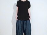 majic pants /blue denimの画像