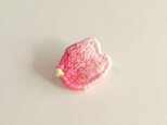 『桜の花弁』ブローチの画像