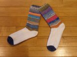 春・夏対応・さわやかカラー♪★洗濯機丸洗いOK！　手編み靴下の画像