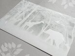 「白い森の動物達」ポストカードの画像