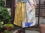 着物リメイク☆春真っ盛りの黄色ロングスカート♪縮緬小紋の色が可愛い80㎝丈の画像