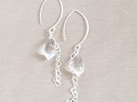 クリスタルシャンデリアカット＆ハートチェーンピアス