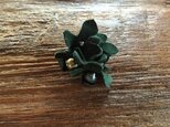 革花のブローチピン(パール)金具1.2cm 深緑の画像