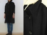 黒　変り織りリネン すっきりコート