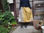 着物リメイク☆夏が待ち遠しい黄色の紬で…華やか優しいお出かけスカート77㎝丈の画像