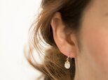 grain pierced earring ケシパール一粒ピアスの画像