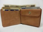 シンプルな２つ折りオール革財布 マチ付き（キャメル1）