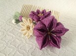 〈つまみ細工〉桔梗と小菊のコーム(若紫と鳥の子色)